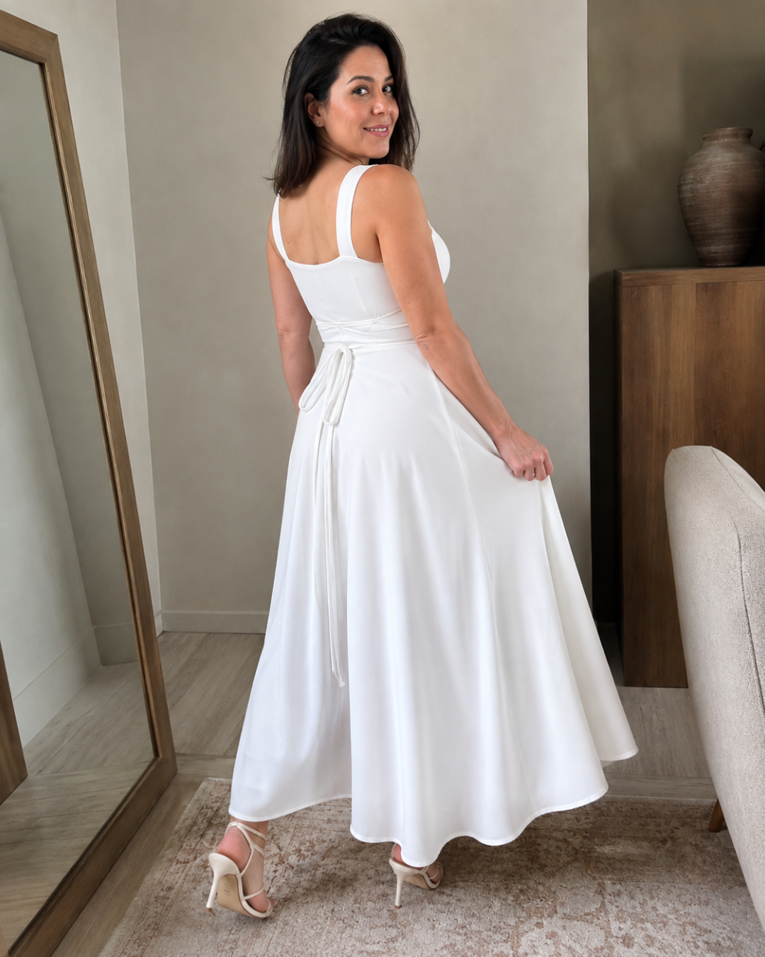 Vestido Midi de Tirantes con Cintura Marcada y Falda Evasé®