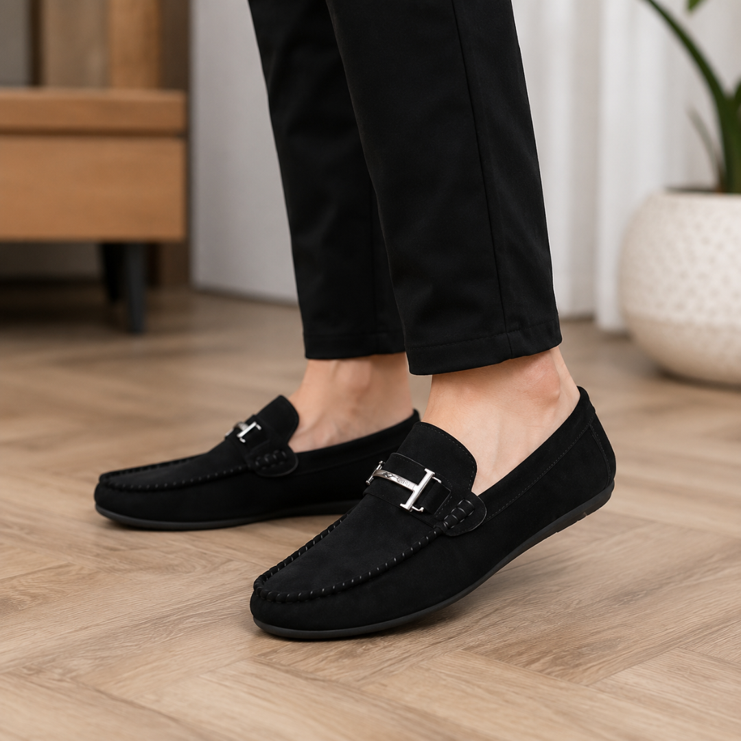Mocasines de Antelina con Herraje Metálico