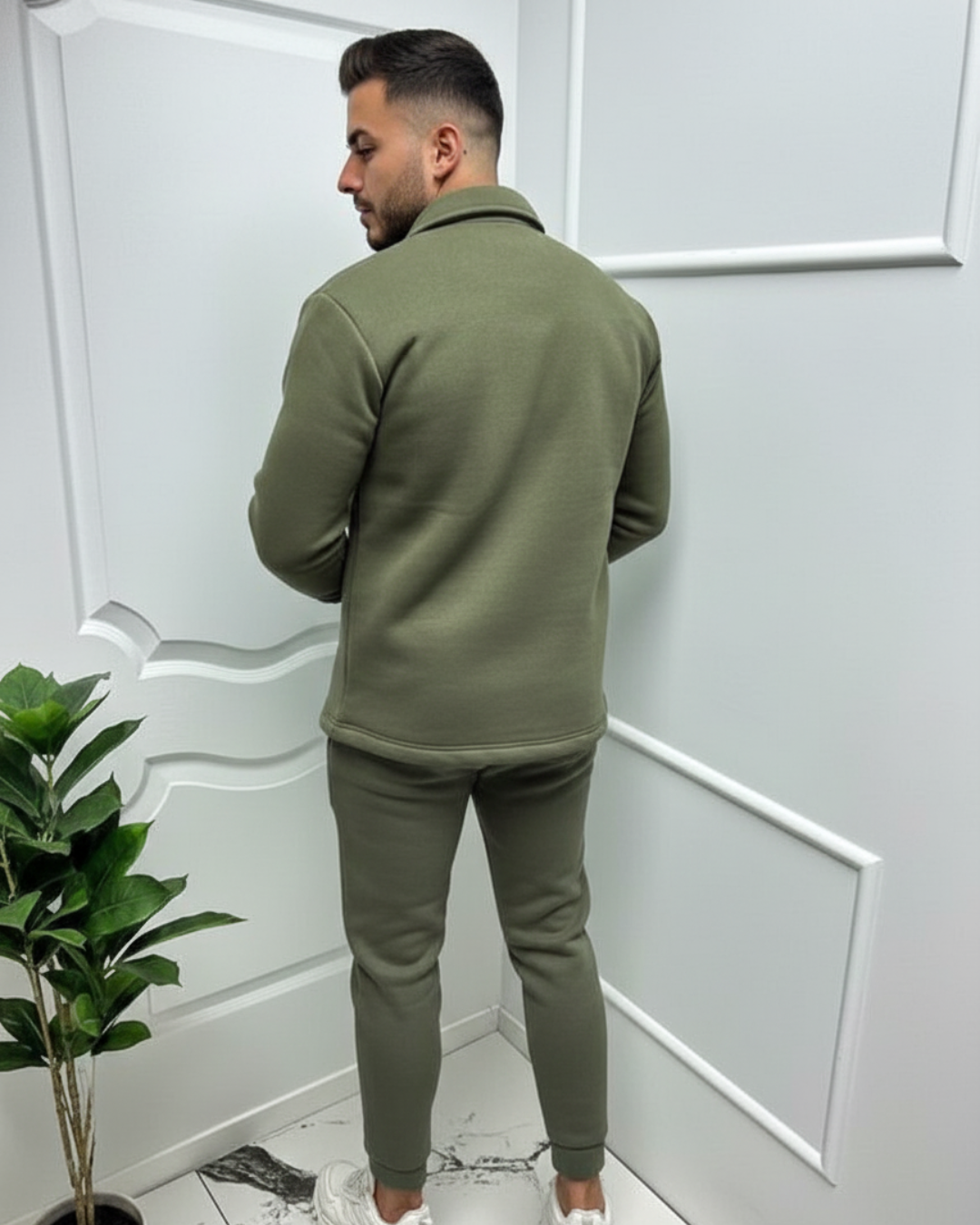 Conjunto deportivo de estilo urbano para hombre