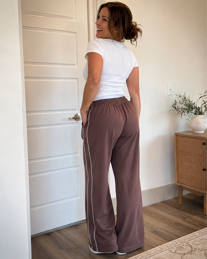 Pantalón Deportivo de Pierna Ancha®