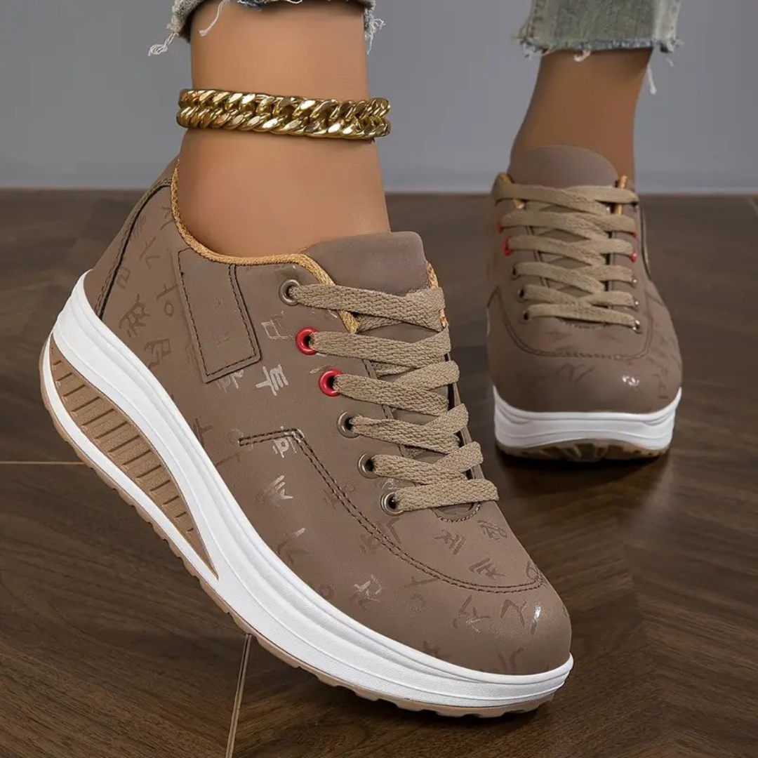 Zapatillas deportivas de suela alta